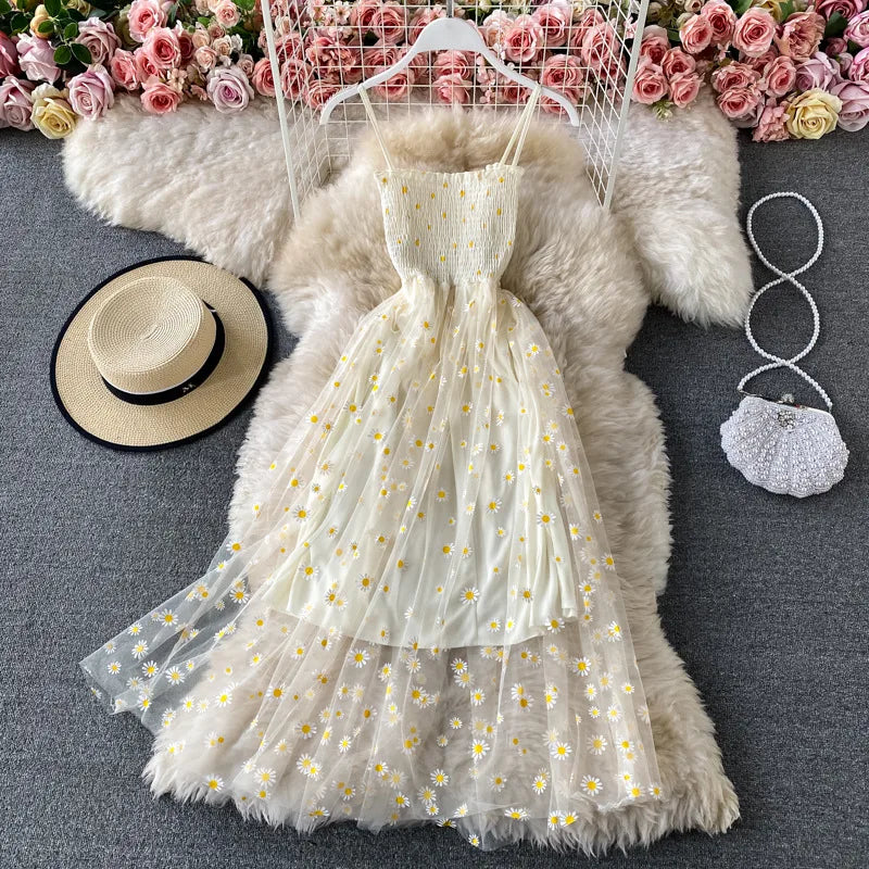Spaghetti Strap Floral Daisy Mesh Dress - French Retro Beach Vestido