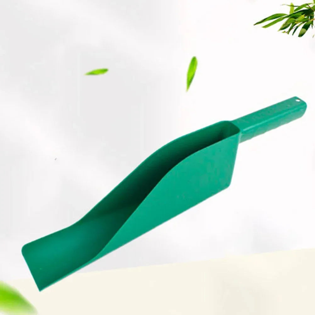 Gutter Getter Scoop | Flex Fit Cleaning Tool for Gutters & Gardens