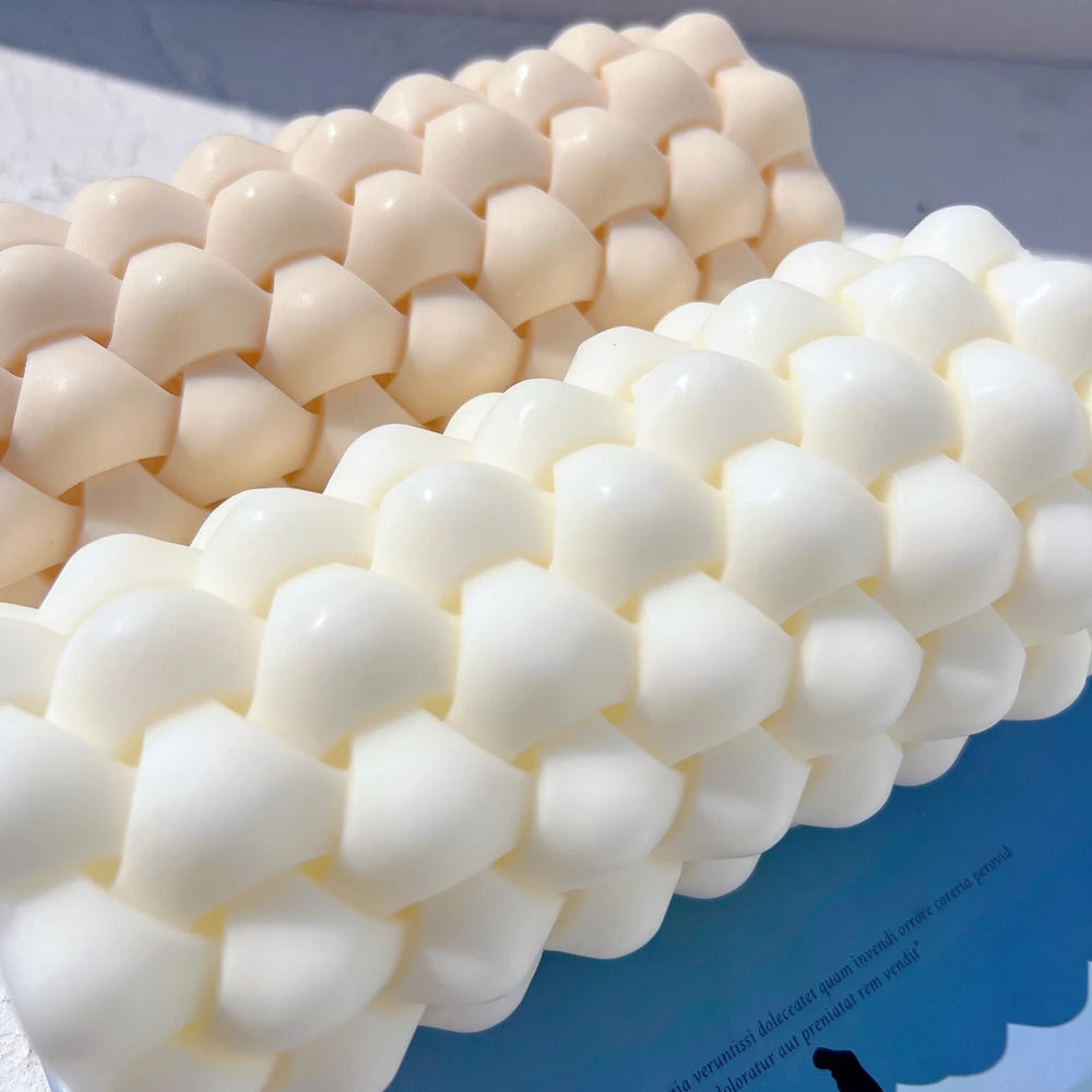 Geometric Pillar Candle Mold - Aesthetic Swirl Silicone Mold