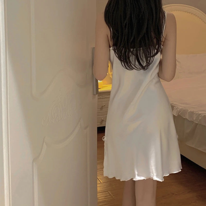 Women's Sexy Halter Lace Nightdress - V-Neck Sleeveless Sleepwear