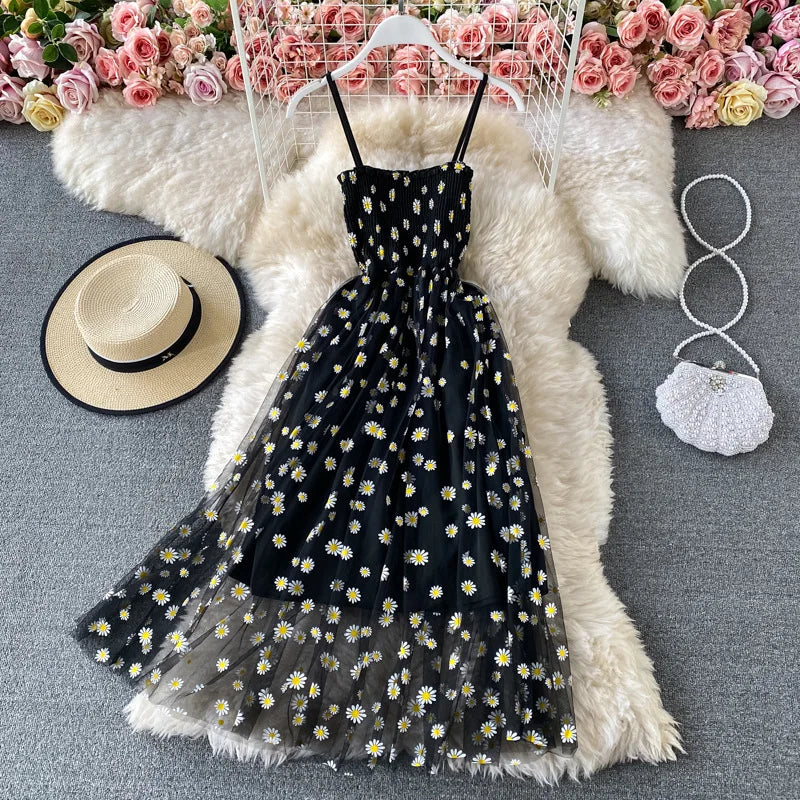 Spaghetti Strap Floral Daisy Mesh Dress - French Retro Beach Vestido