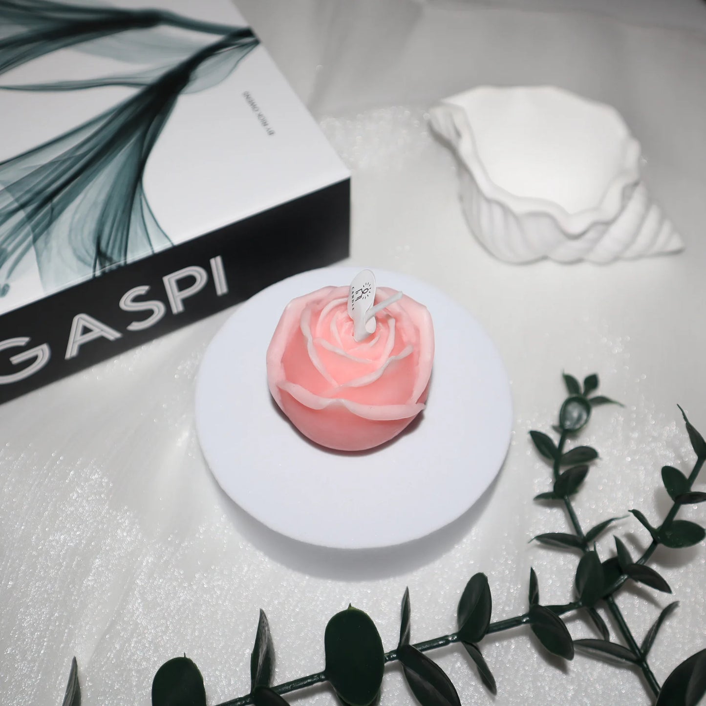 Scented Decorative Candle - Aromatherapy & Nordic Room Decor
