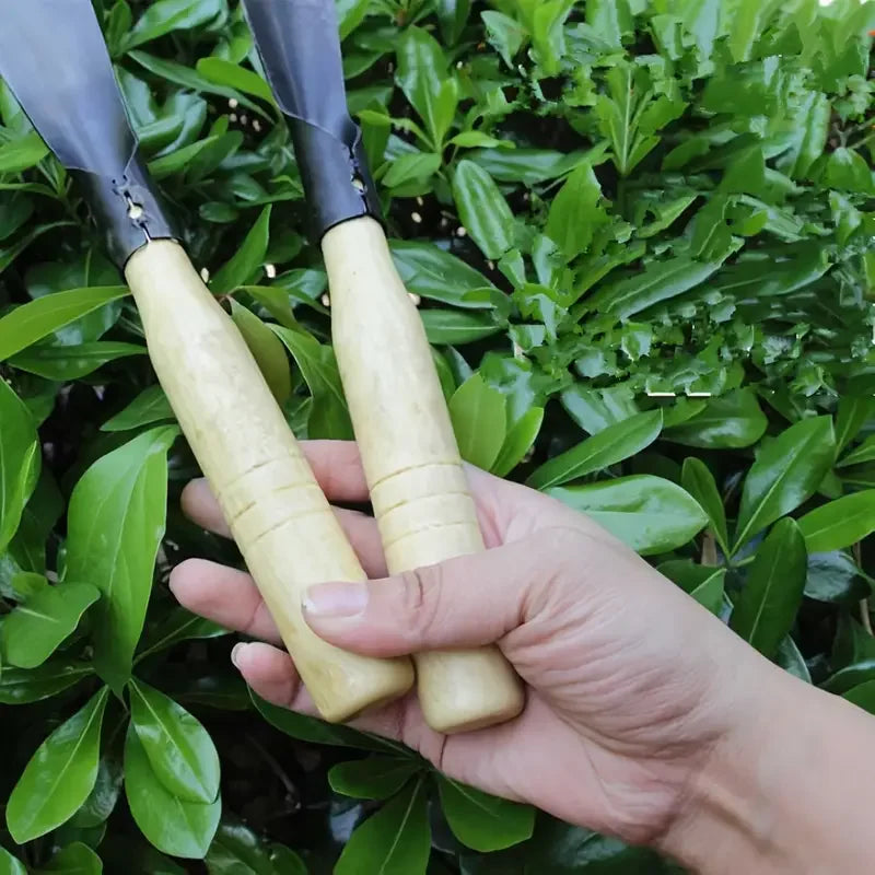 Multifunctional Garden Shovel and Hoe