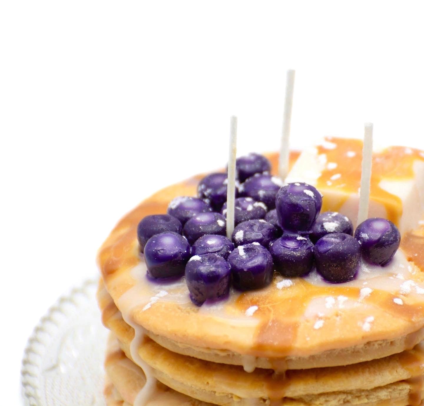 CLASSIC STACK PANCAKE CANDLE