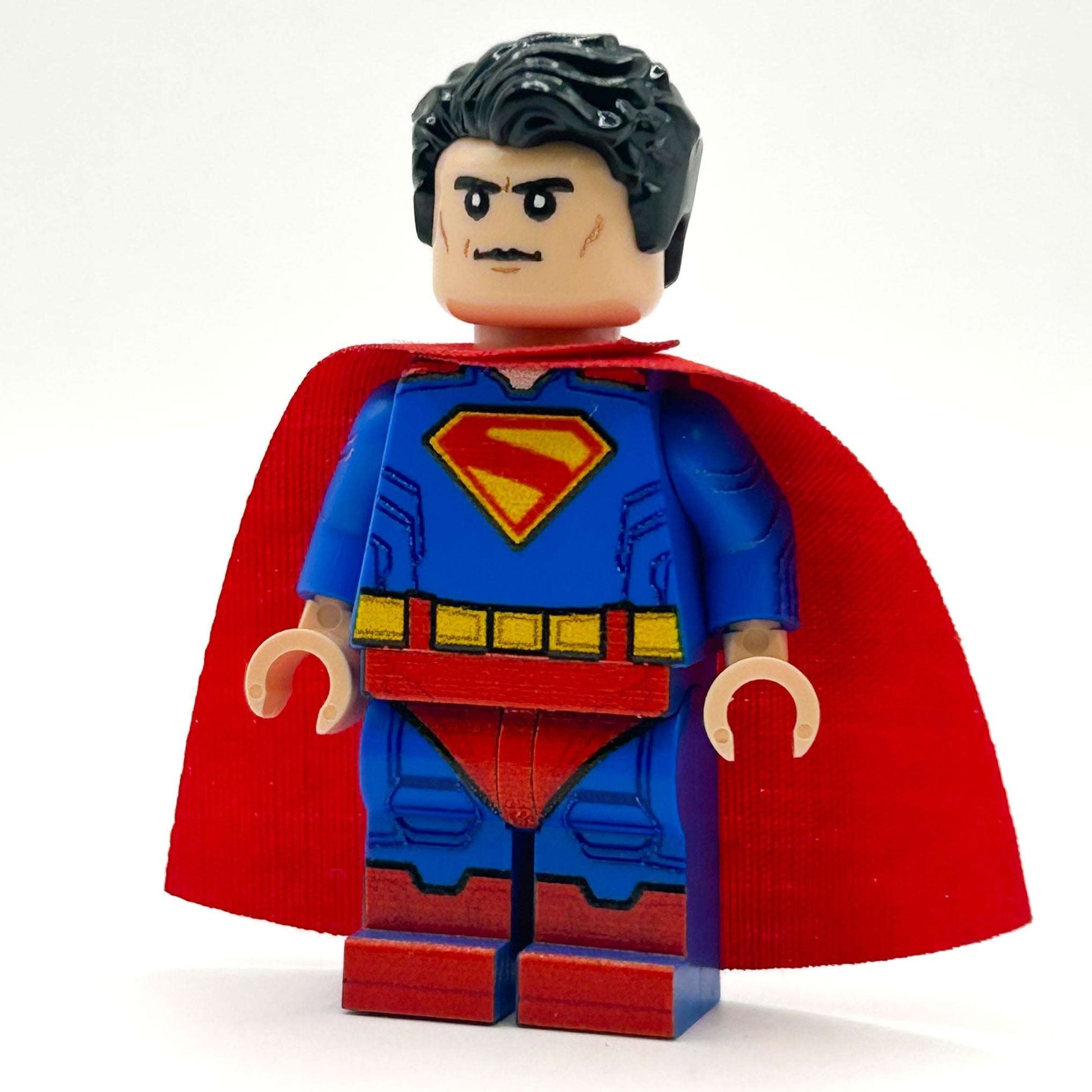 Caped Hero Minifigure – Custom LEGO Parts with Iconic Red Cape