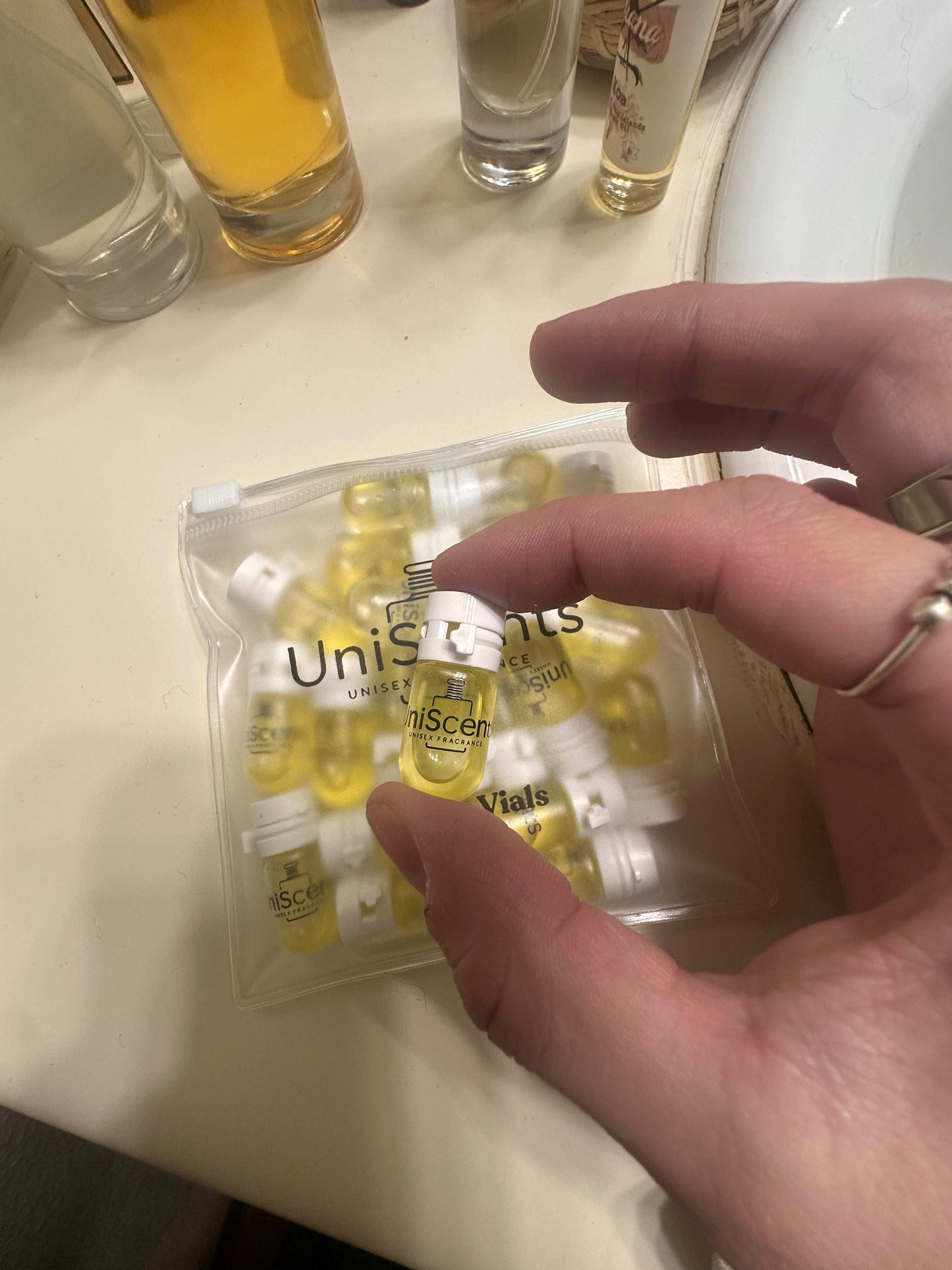 MWA Exclusive Pocket Vials: 1.5ml Disposable Travel Perfume Samples