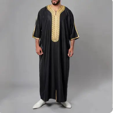 Elegant Men’s Muslim Clothing – Traditional Thobe & Kurta Collection