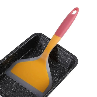 Dual-Color Silicone Spatula | Non-Stick & Heat-Resistant Kitchen Tool