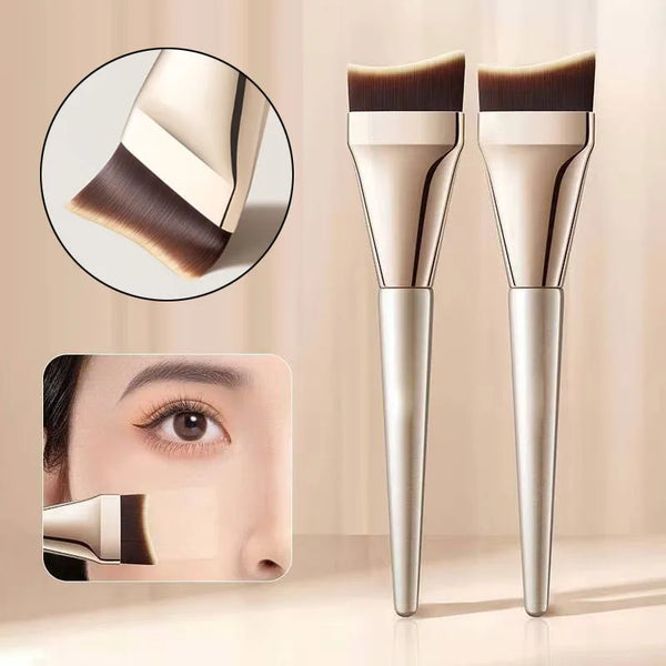 Curved Contoured Foundation Brush Ultra Thin Fishtail Foundation