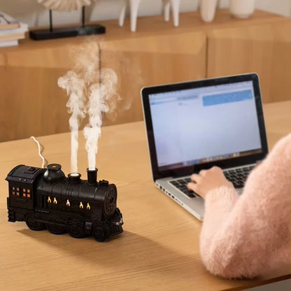 Mini Train Shape Aromatherapy Diffuser with LED Lamp