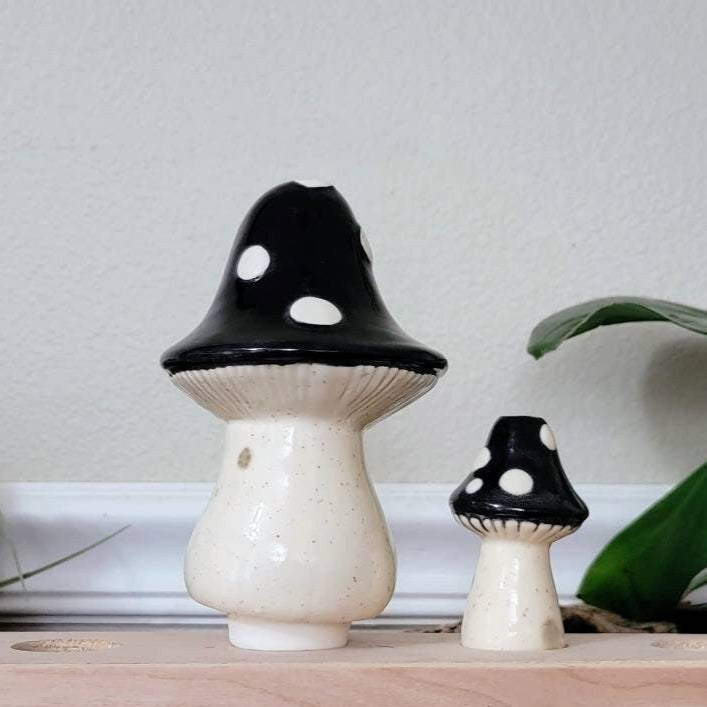 Extra-Large Toadstool Plant Watering Spike