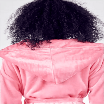 Women's Plush Hooded Robe: Spa Comfort at Home