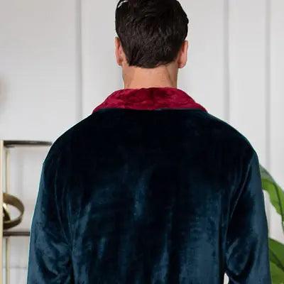 Cozy Men's Plush Robe: Built for Comfort, Lasting Quality
