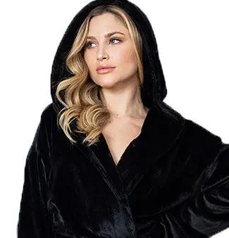 Women's Plush Hooded Robe: Spa Comfort at Home