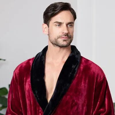 Cozy Men's Plush Robe: Built for Comfort, Lasting Quality