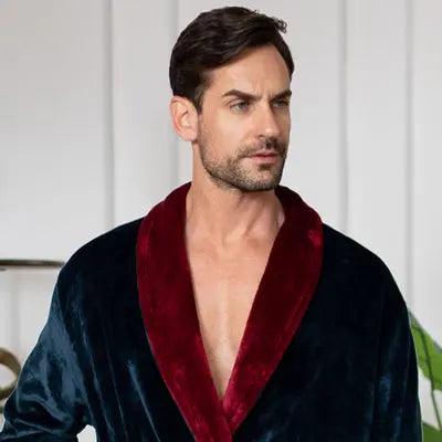 Cozy Men's Plush Robe: Built for Comfort, Lasting Quality