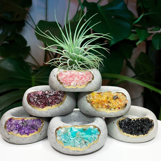 Rose Quartz Geode Concrete Planter – Mini Crystal Succulent Pot / Candle Holder
