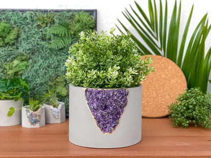 6" Amethyst Geode Concrete Planter
