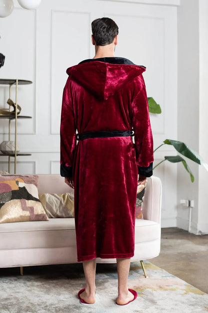 Men's Plush Hooded Robe: Ultra-Soft Comfort & Warmth