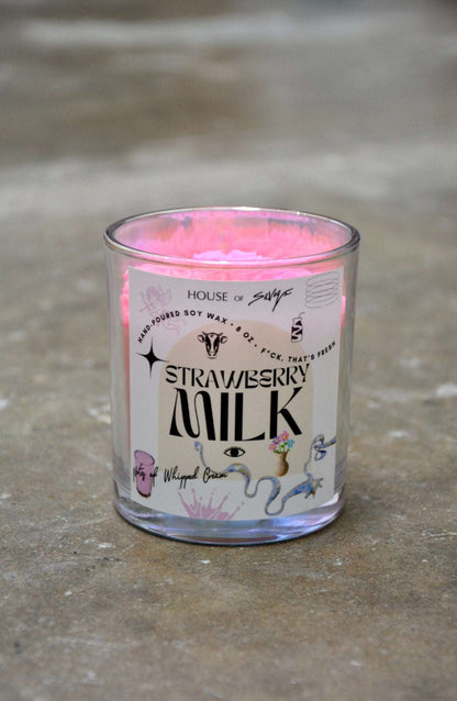 STRAWBERRY MILK CANDLE