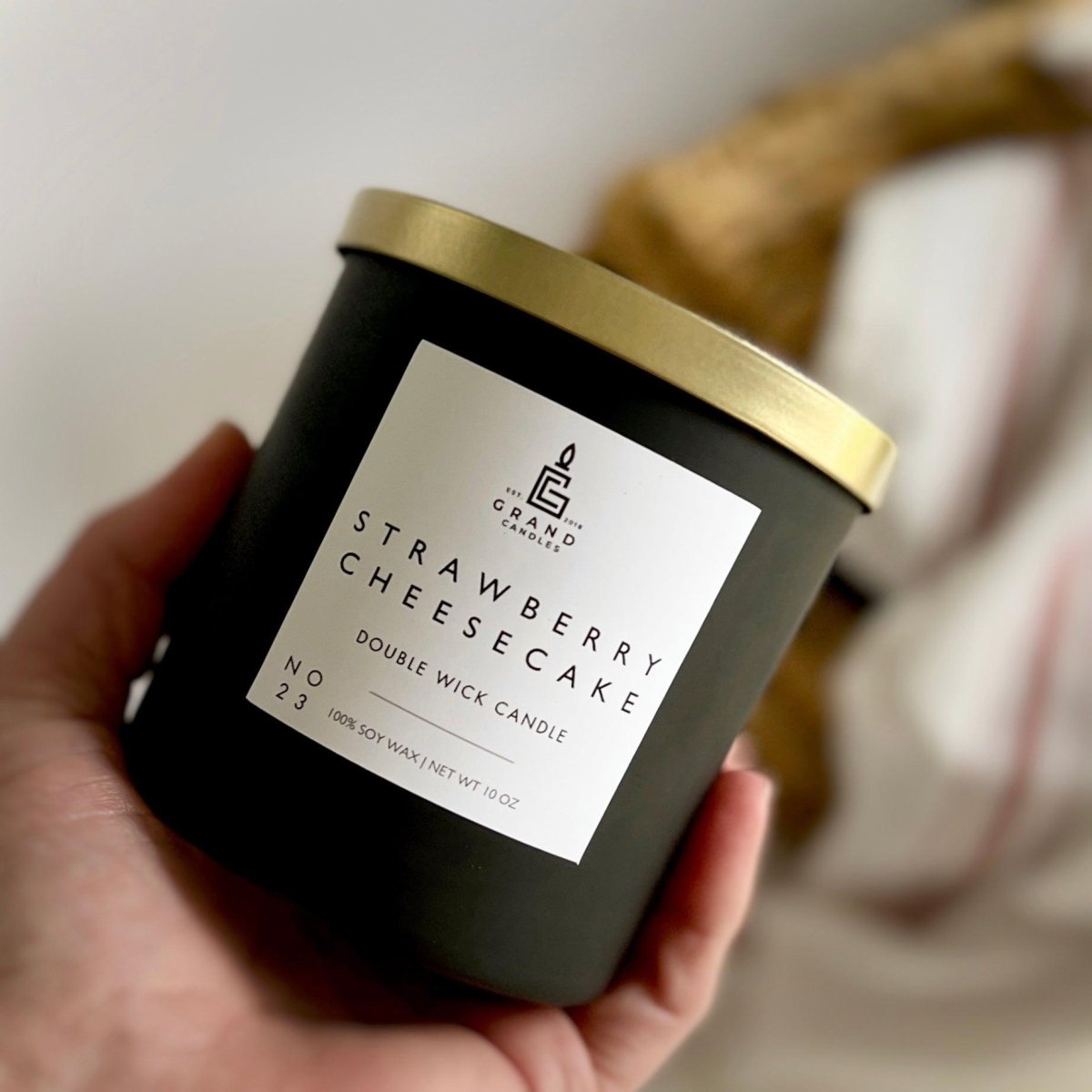 Strawberry Cheesecake Soy Candle – Sweet Bakery Dessert Scent