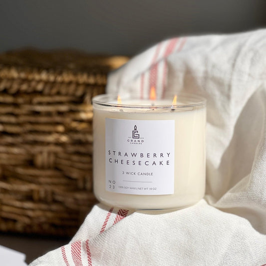 Strawberry Cheesecake Soy Candle – Sweet Bakery Dessert Scent